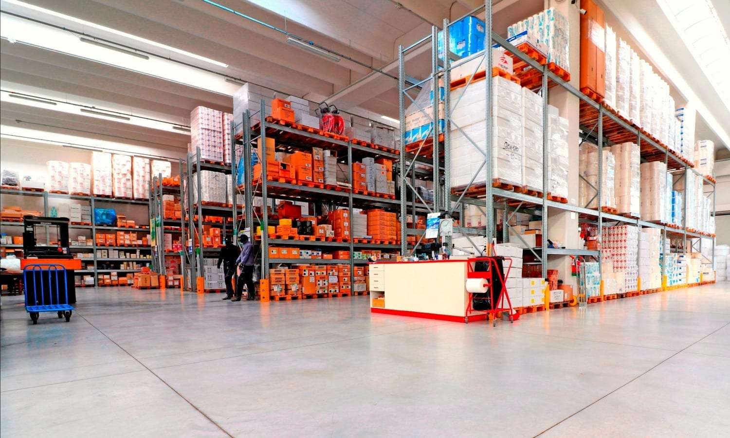 magazzino ingrosstore forniture aziendali